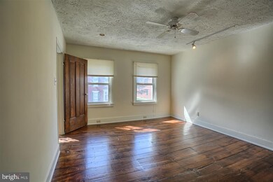 141 E Main St, Mechanicsburg, PA 17055 - photo 4