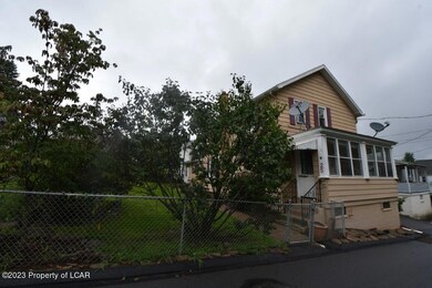25 Tobin Ln, Kingston, PA 18704 - photo 2