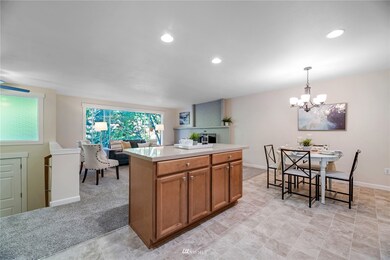 8003 E Glen Dr, Everett, WA 98203 - photo 3