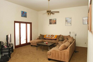 Light and bright Family Room