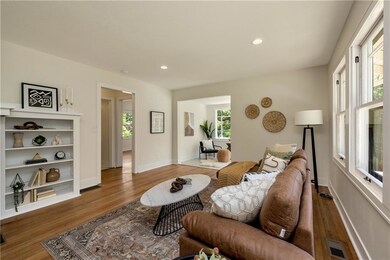 3817 Lanewood Dr, Des Moines, IA 50311 - photo 3