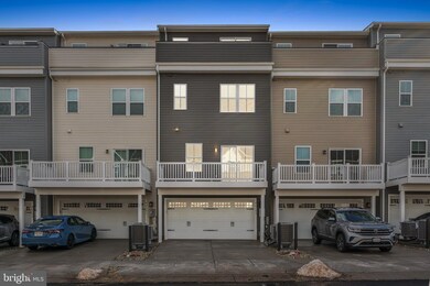 46289 Mount Kellogg Terrace, Sterling, VA 20164 - photo 2