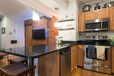 38-RA Charter St unit 2, Boston, MA 02113 - photo 6