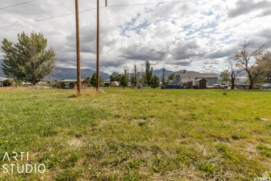 2268 W 1800 N, Farr West, UT 84404 - photo 4