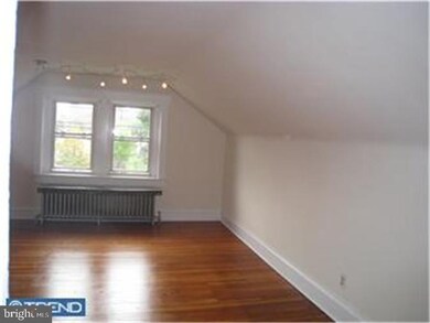 604 Walnut St, Lansdale, PA 19446 - photo 3