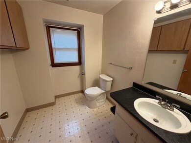 52 Southwoods Ave, Youngstown, OH 44512 - photo 7