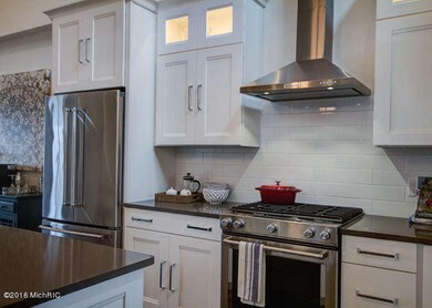 541 Old Macatawa Ct Holland MI-small-030