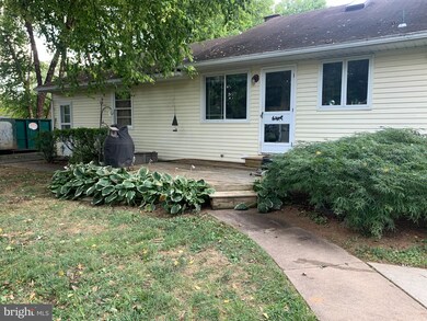 610 Blankner Rd, Sykesville, MD 21784 - photo 4