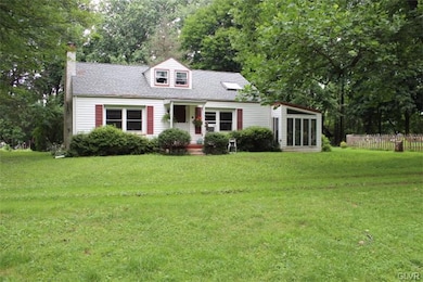 5416 Schultz Bridge Rd, Zionsville, PA 18092 - photo 2