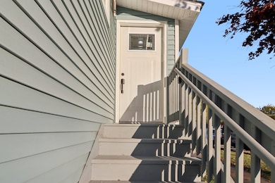 unlisted-address, Maywood, IL 60153 - photo 4