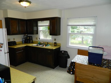 Warner Ave. Duplexes 820 & 832 004