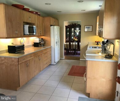 unlisted-address, Fairfax, VA 22032 - photo 6