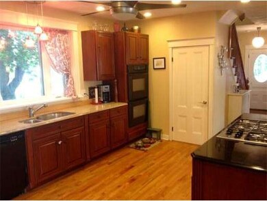 14 Wareham St, Medford, MA 02155 - photo 7