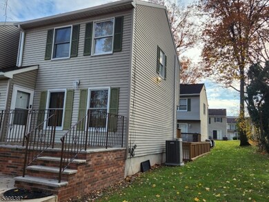 660666 Irvington Ave unit 4, Maplewood, NJ 07040 - photo 2