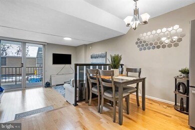 Carriage House unit 119, Washington, DC 20037 - photo 7