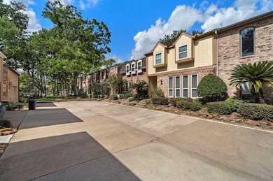 15167 Kimberley Ct unit 41, Houston, TX 77079 - photo 3