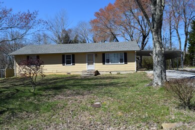 221 Walker St, Manchester, TN 37355 - photo 2