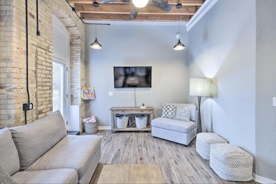 110 N Harbor Dr unit 113, Grand Haven, MI 49417 - photo 4