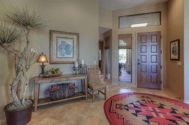 003_Foyer[1]