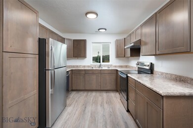 Unit B Kitchen, Alder cabinets, dovetailed, softcl