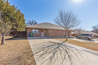 112 N Workman Rd, Decatur, TX 76234 - photo 7