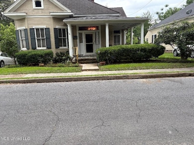 813 Myrtle Ave