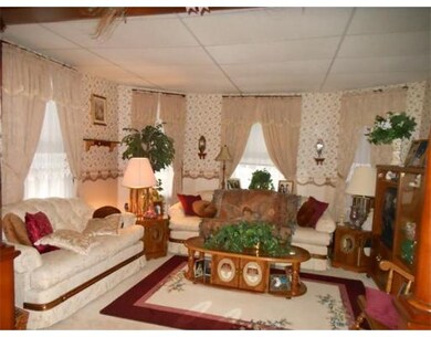 5 Hitchcock Rd, Worcester, MA 01603 - photo 2