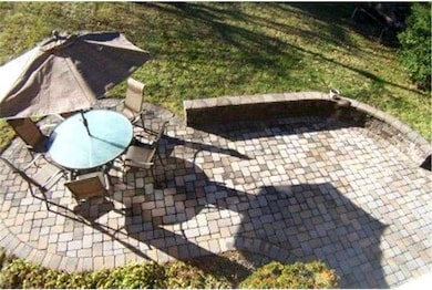 1080 Cherry Ln, Southampton, PA 18966 - photo 2