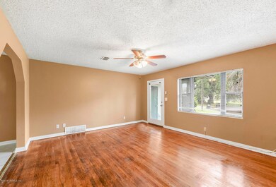 5041 Lida Ct, Jacksonville, FL 32210 - photo 6