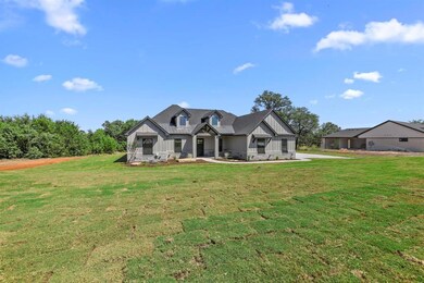 3932 Legend Trail, Granbury, TX 76049 - photo 7