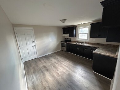 31 Joyce St unit 6, Webster, MA 01570 - photo 2