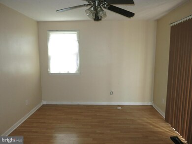 512 Burlington Ct, Edgewood, MD 21040 - photo 6