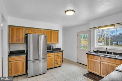 3231 Cold Storage Rd, New Bloomfield, PA 17068 - photo 2