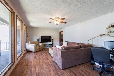 Light and Bright Living Room
