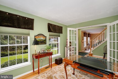 2908 Gray Beech Dr, Harwood, MD 20776 - photo 4