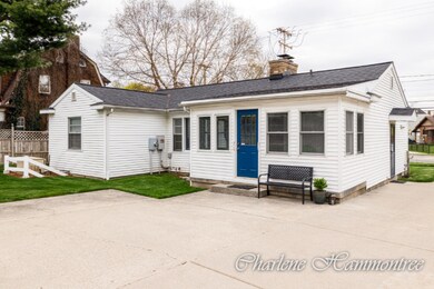 2319 Plainfield Ave-30