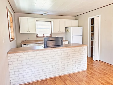 190 White Oak Cir, Pointblank, TX 77364 - photo 5