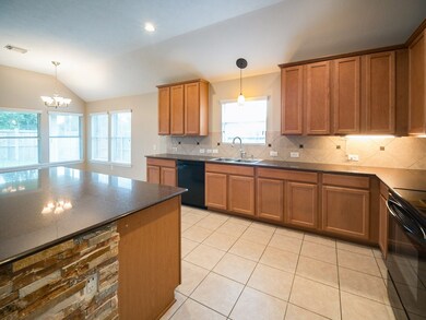 31335 Ribbonwood Park Ln, Spring, TX 77386 - photo 5