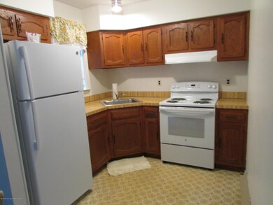 22E Greenleaf St unit 51, Whiting, NJ 08759 - photo 6