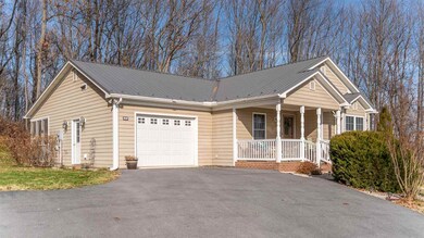 326 Equestrian Dr, Staunton, VA 24401 - photo 3