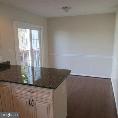 305 Tolbelt Ct, Stafford, VA 22554 - photo 5