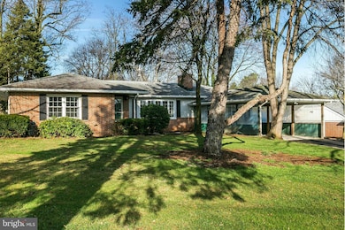 150 Longview Dr, Catonsville, MD 21228 - photo 3