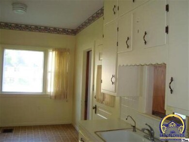 602 S Main St, Rossville, KS 66533 - photo 5