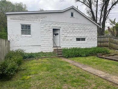 207 Quincy St, Hannibal, MO 63401 - photo 4