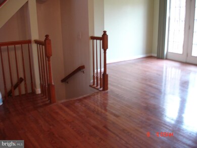 1322 Travis View Ct, Gaithersburg, MD 20879 - photo 3