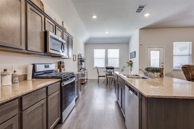 900 Honey Maple St, Princeton, TX 75407 - photo 6