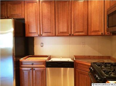 37 Snowberry Ct, Red Bank, NJ 07701 - photo 3