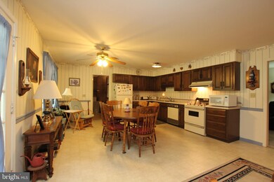 28092 Seaford Rd, Laurel, DE 19956 - photo 2