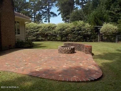 2485 Northwoods Dr, Jacksonville, NC 28540 - photo 3