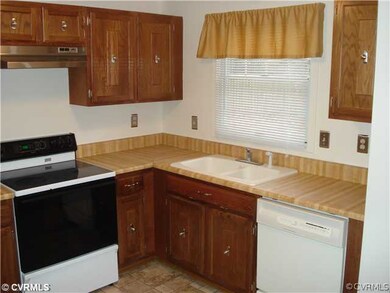 4807 Killington Rd, Glen Allen, VA 23060 - photo 5